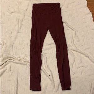 Maroon Leggings!